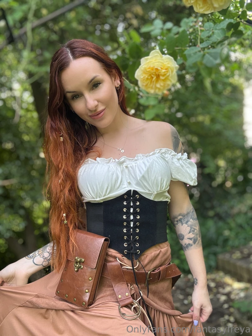 I ve been playing around with some new outfits 