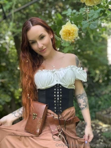 I ve been playing around with some new outfits