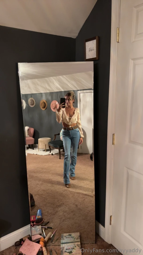 Slots open for customs 