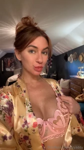 My juicy little ass is ready to be used by u