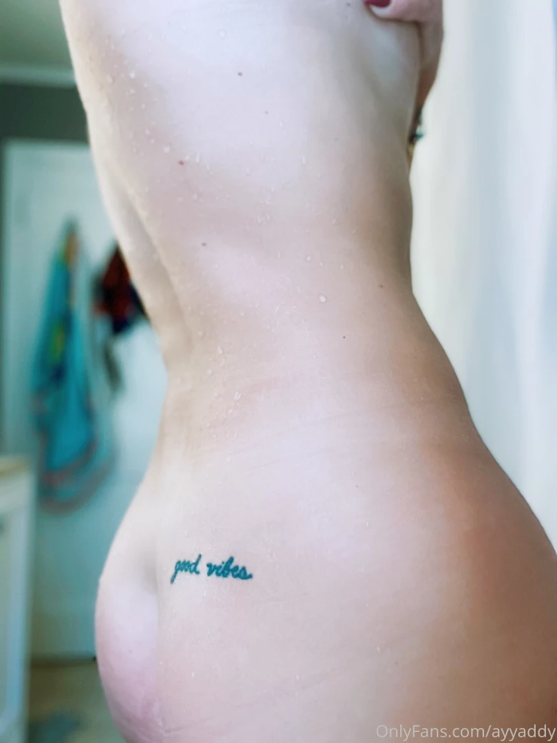 It might be a monday but at least there is good vibes 