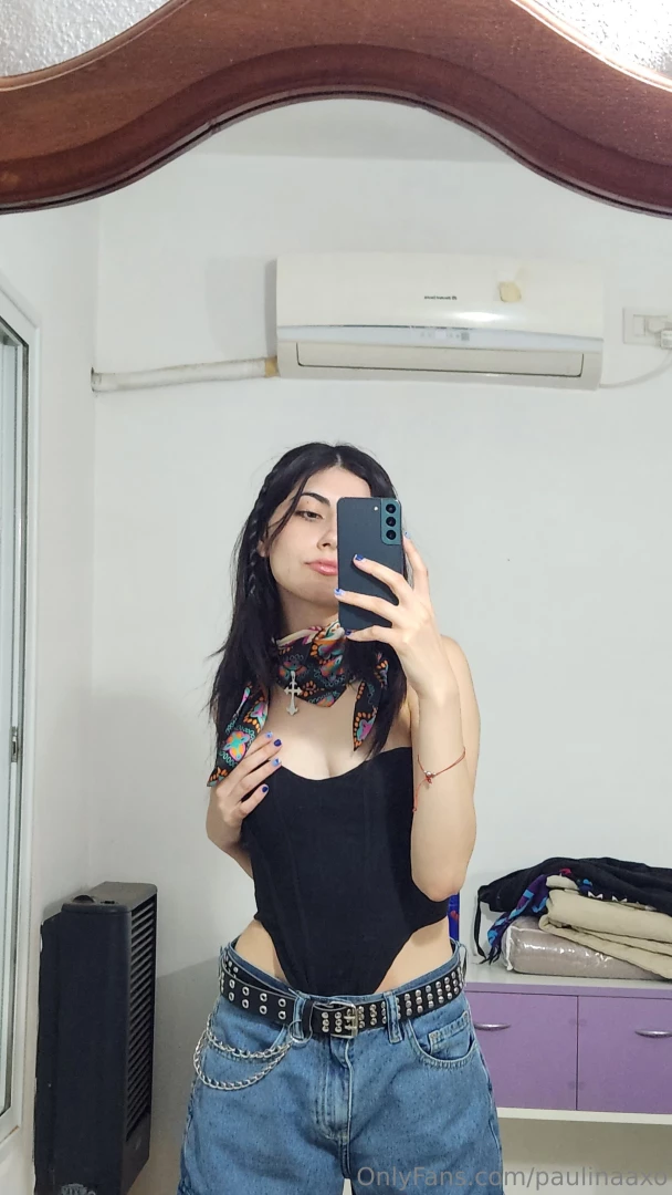 Come closer i might bite part 3 