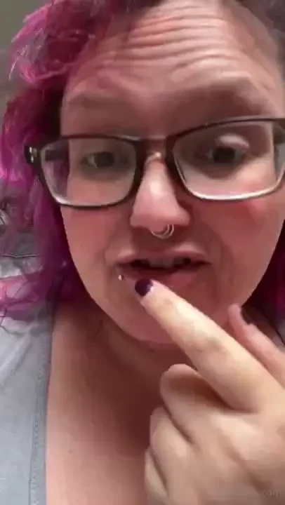 Would you want to watch a live feed of a vid shoot would you tip 