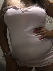 Come here and feel me up