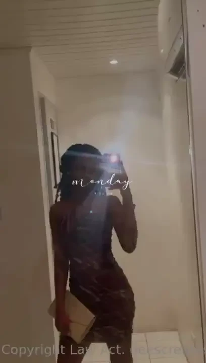 Brown do look good on me 