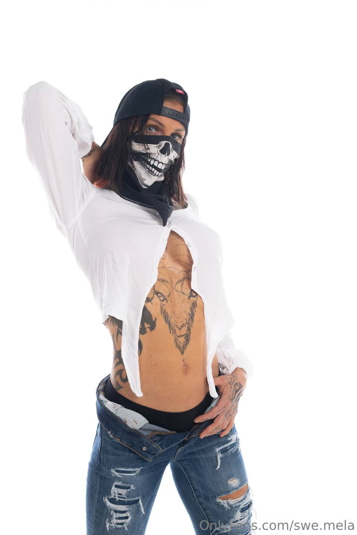 More than just pictures let s connect on a deeper level 