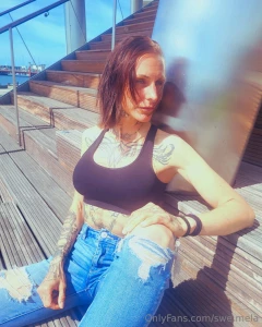 Feel the heat feel alive inside my world