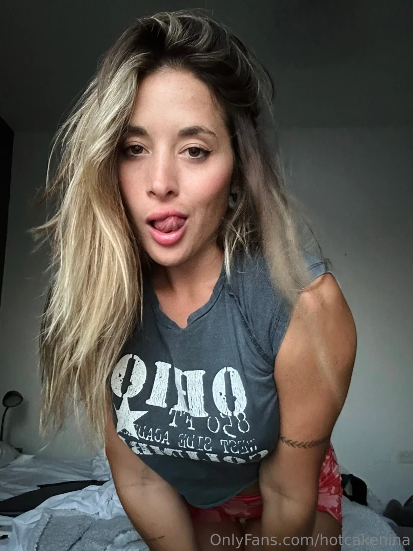 Be honest what s the first thing that made you stop scrolling 