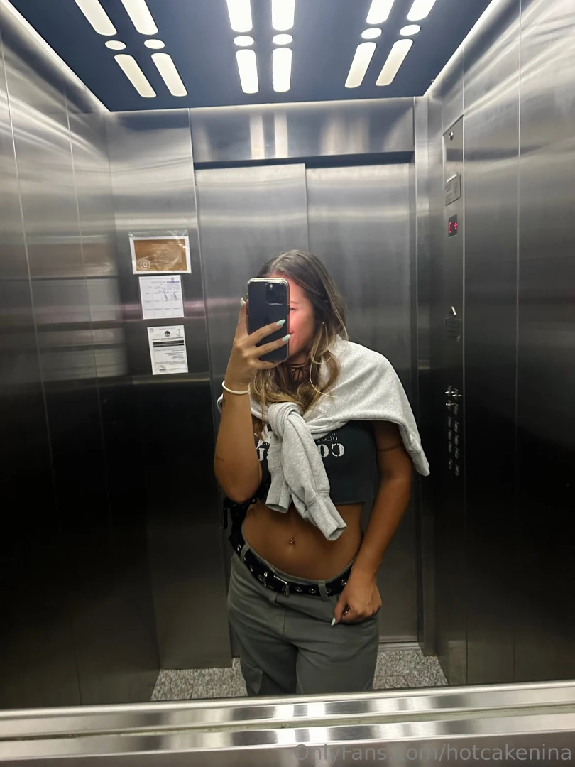 Can i be like an elevator and go down on you 