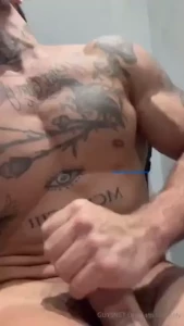 Morning jerkoff with brunev part 1