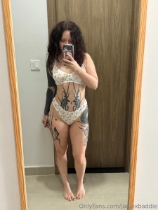 I love cute lingerie i think it looks really nice with my tattoos