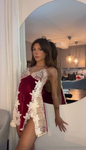 Playing hard to get with the lens