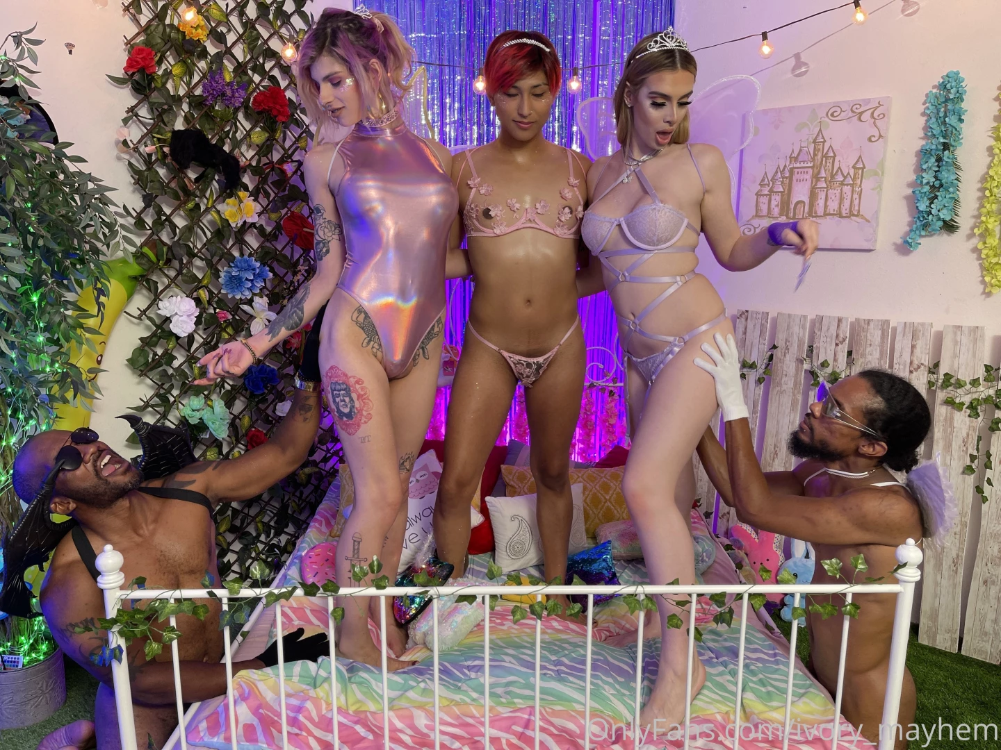 ivory-mayhem - My fairy sisters and i lustyprincesa dolliecrimson getting ready to part 20 