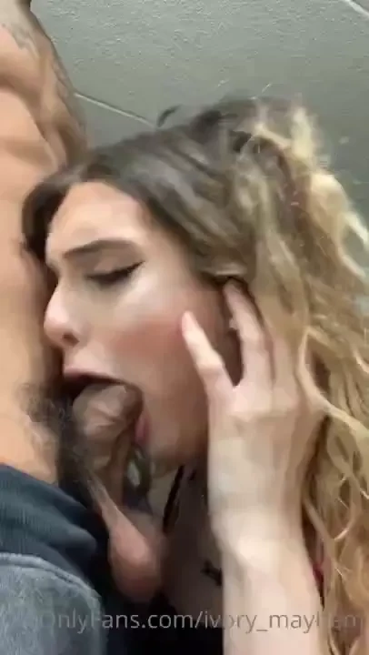 Wet sloppy blow job mmm such a pretty dick 