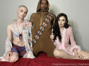 Couple more pics from a hot threesome with kaigiveup and my king part 5