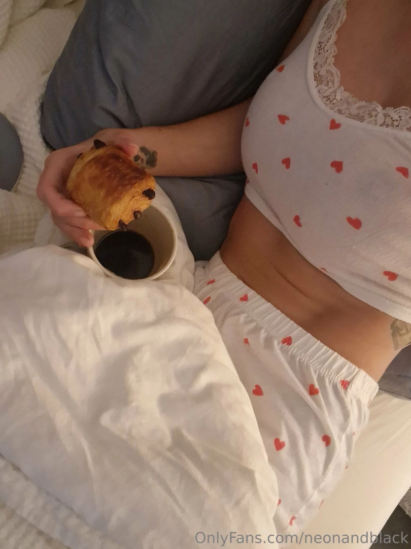Sundays in bed with coffee and croissants 