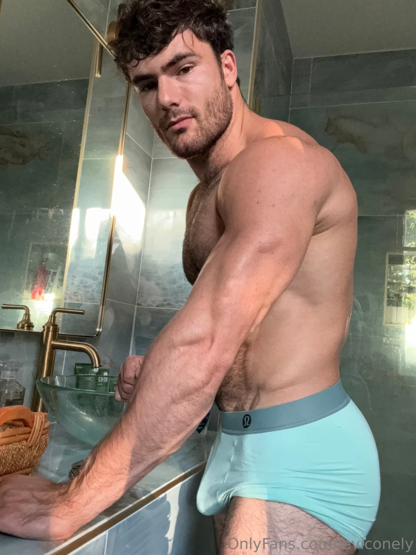 A very discounted holiday bundle for you watch me flex for you you can 