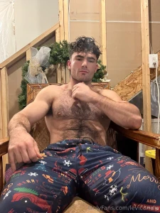 Christmas chill vibes kick back with me this holiday season no frills part 1