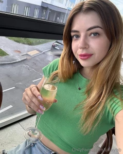 Let s vote spank or kiss kiss - 10 spank - 15 everyone who ll tip me part 2