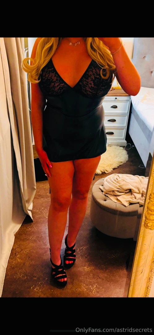 I really love to dress like a slut 