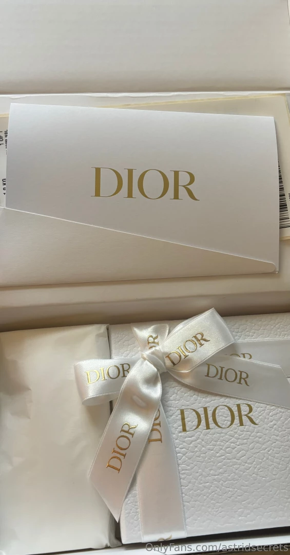 Such a lovely gift from a fan part 1 