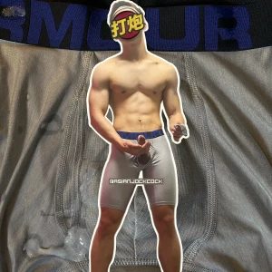 What a mess tried to catch the jizz but i just heard the sound of my