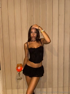 Follow my girl chiarafontaine xo omg she s the queen of sex and the part 2