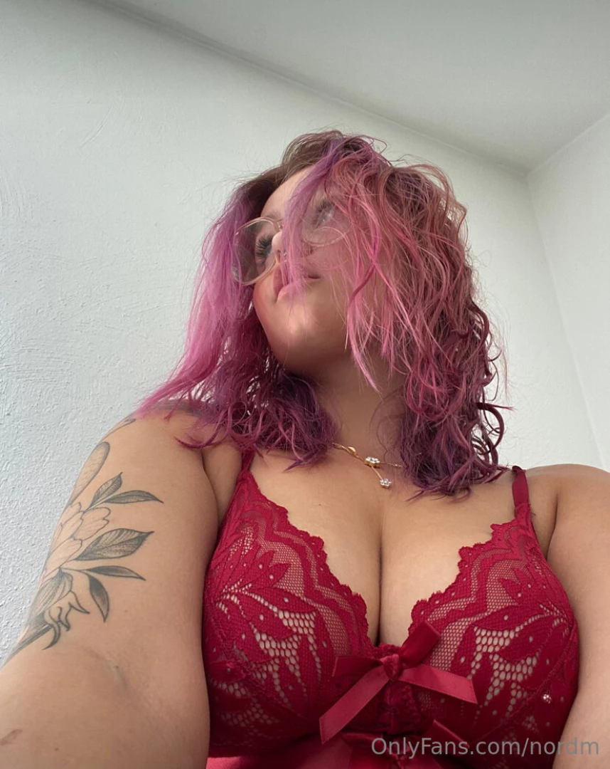 My horny friend tindra-free is back with a more hot babe content shes 