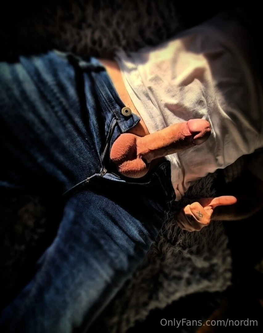 I ve started giving shoutouts to my male friends too first up is my 