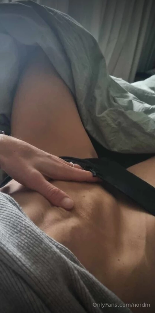 The swedish hot fit babe freja vip is back with new hot b g content on 