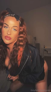 Veronicadeep is back shes a deepthroatqueen from sweden with big juicy part 1