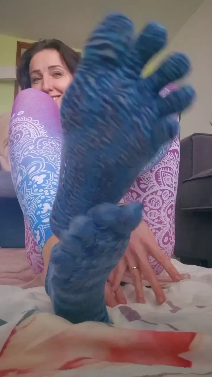 Toe by toe take it slow 