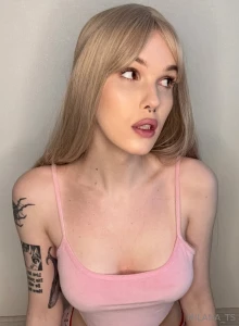 I m in meditation mode finding the silence in which to breathe feeling