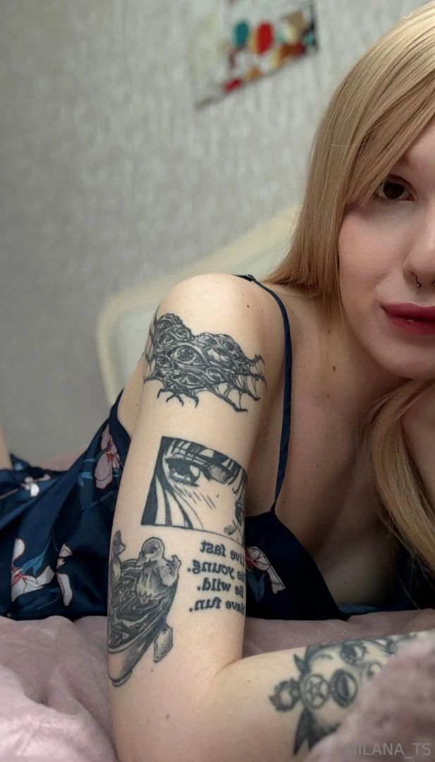 Have a sweet night everyone my good ones what helps you fall asleep 