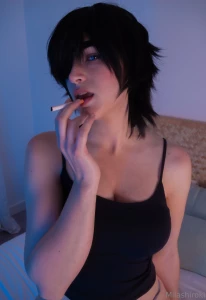 Big tits over red flags part 1