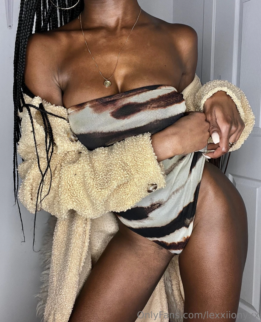 Honey brown goodies 