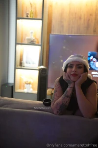 Hi bby you want see me naked