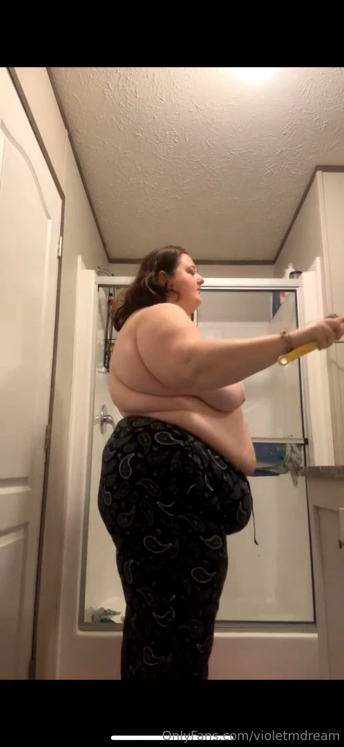 Little snippets from one of my topless cleaning lives part 24 