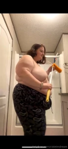 Little snippets from one of my topless cleaning lives part 21
