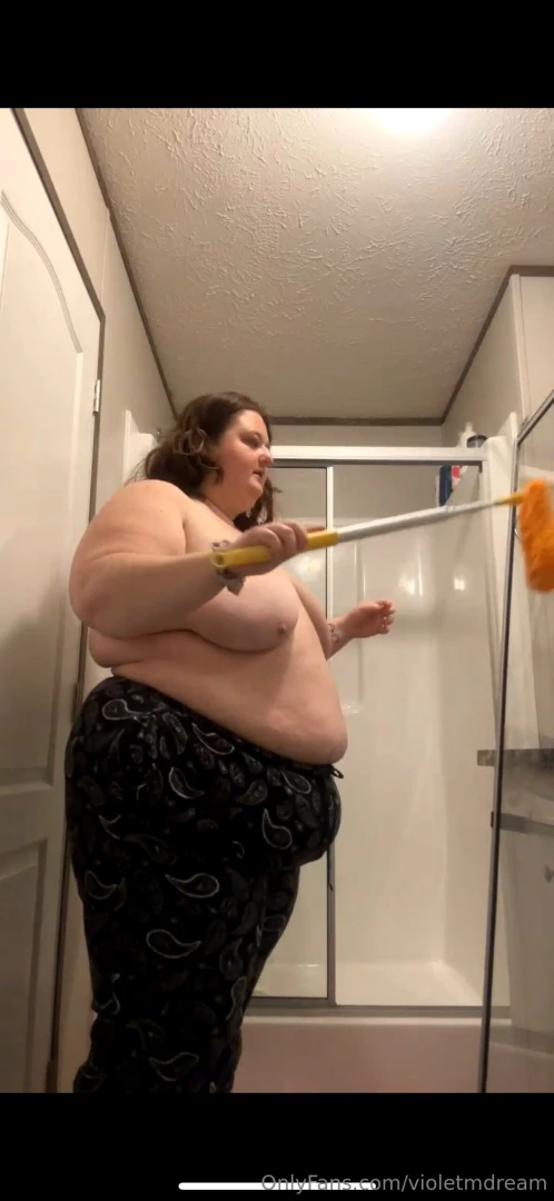 Little snippets from one of my topless cleaning lives part 23 