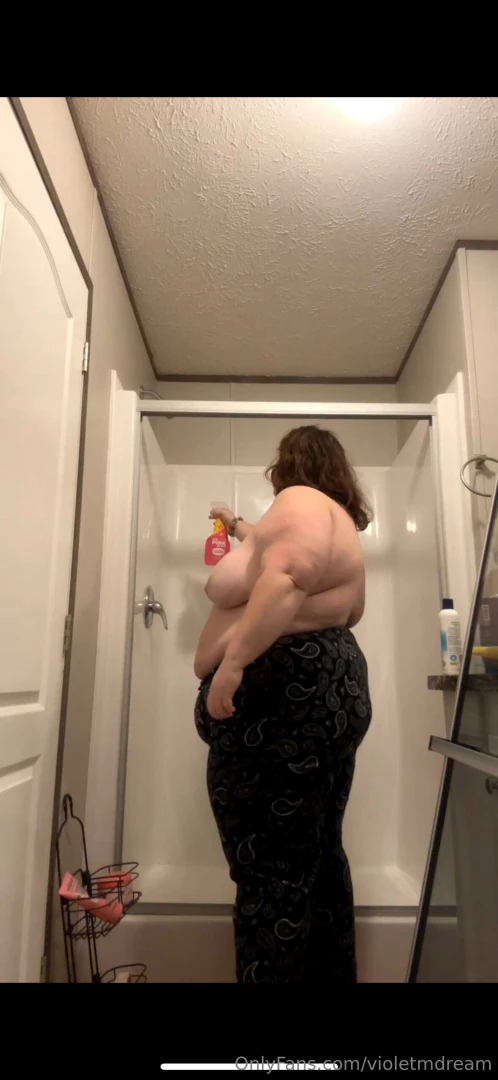Little snippets from one of my topless cleaning lives part 25 