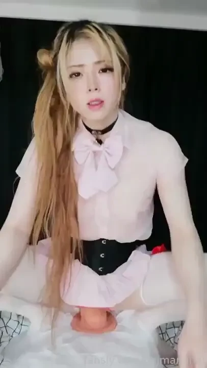 I play with one of my favorites a 10 5cm realistic cool dildo it s a 