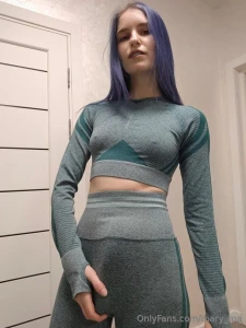 Cute passionate_ailish loves cocks of all sizes when she gets horny part 2