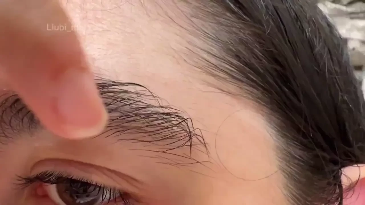 This is my christmas present to all of you i comb my thick long 