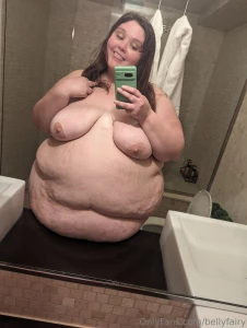 So many years of sink belly pics and the belly just keeps getting part 1