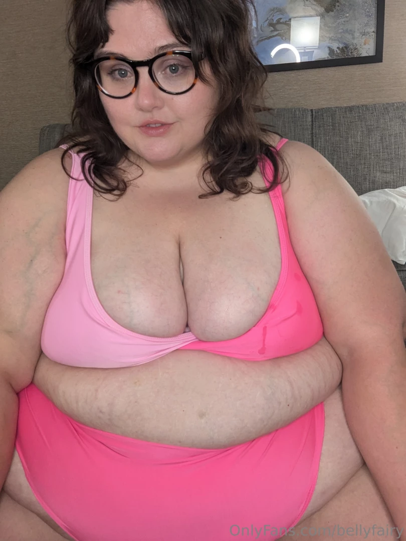 How do you feel about fat girls in glasses part 2 