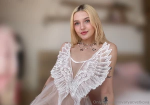 Do you like this angelic dress