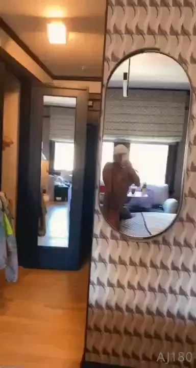 I can get used to this life 