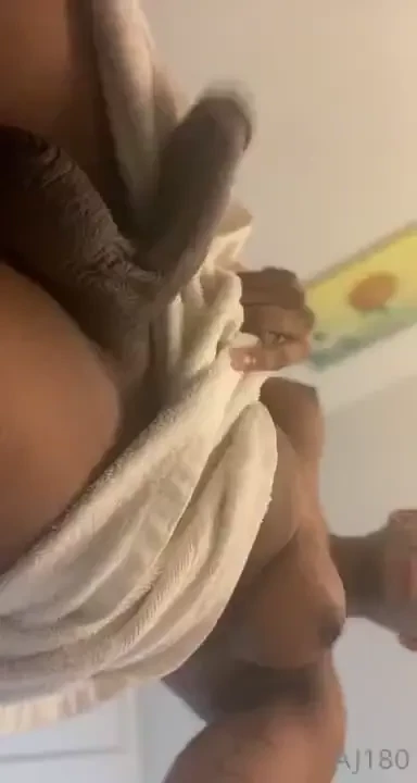 Getting ready for a chaturbate showww coke through chaturbate com part 1 