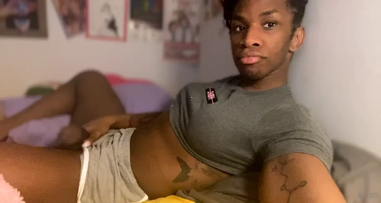 Cum cuddle i m a sweet girl with a sexy body amp cant seem to find 